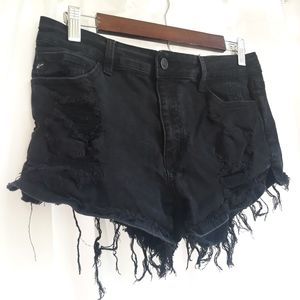 KanCan distressed Women's shorts. Sz 29.